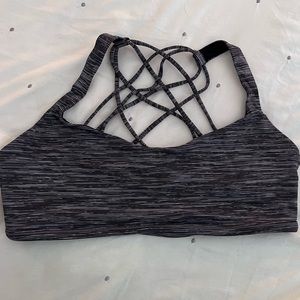 Lululemon size 12 sports bra missing tag